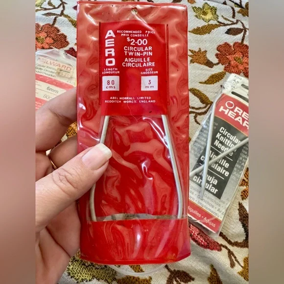 Circular Knitting Needles - Red - Picture 6 of 7